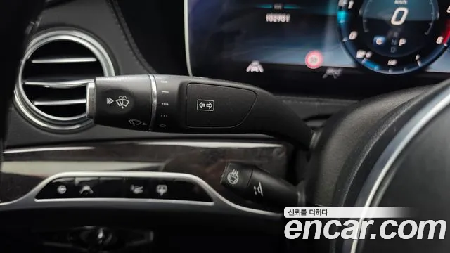 Mercedes-Benz S-Class 2020 — фото 15