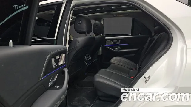 Mercedes-Benz GLE-Class 2025 — фото 12