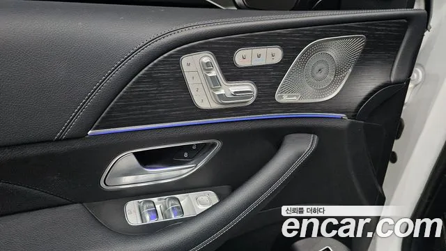 Mercedes-Benz GLE-Class 2025 — фото 17