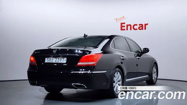 Hyundai Equus 2010 — фото 2