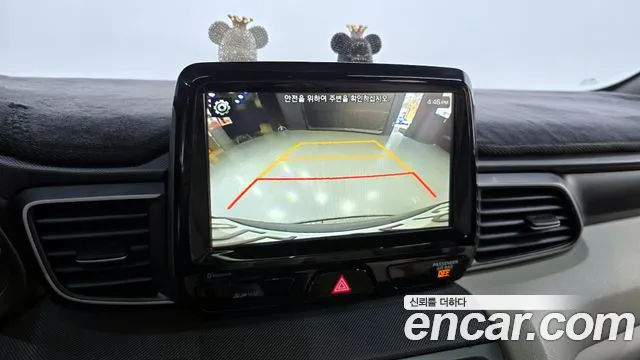 Hyundai Veloster 2018 — фото 13