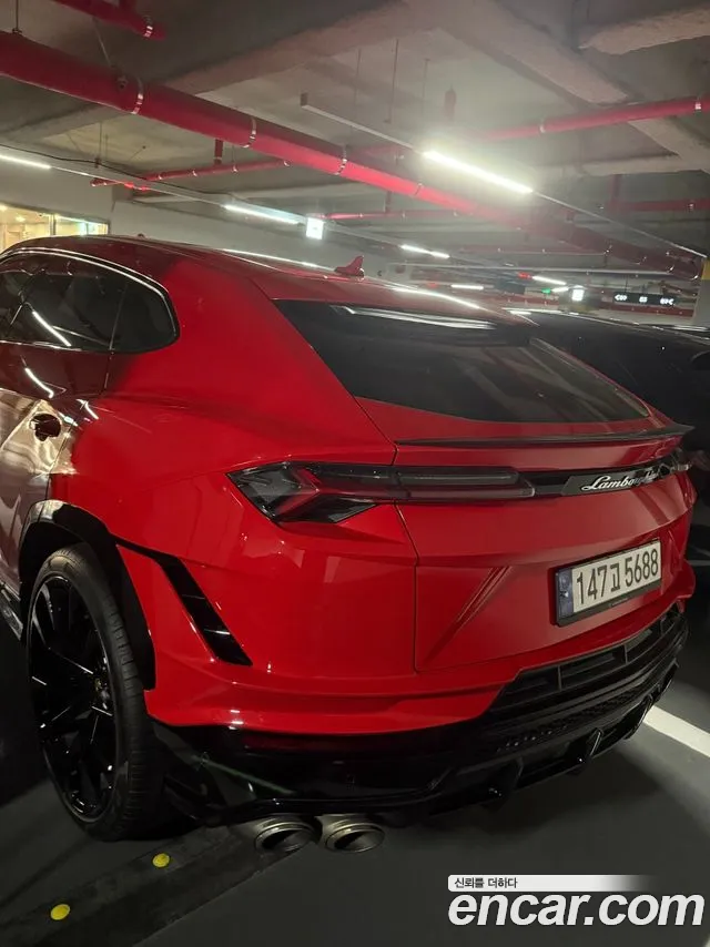 Lamborghini Urus 2023 — фото 3