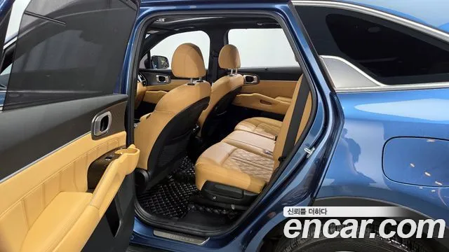 Kia Sorento 2021 — фото 13