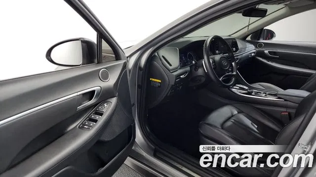 Hyundai Sonata 2020 — фото 10