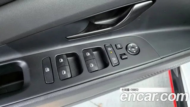 Hyundai AVANTE 2024 — фото 14