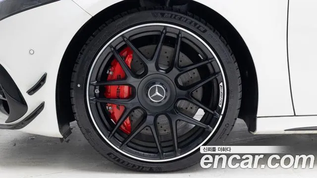 Mercedes-Benz A-Class 2025 — фото 5