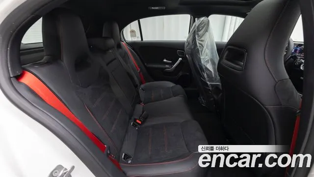 Mercedes-Benz A-Class 2025 — фото 10