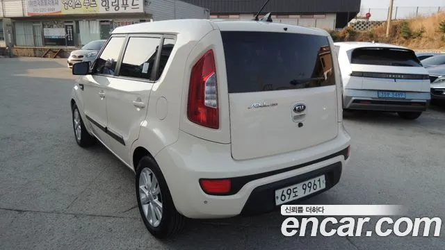 Kia Soul 2012 — фото 6