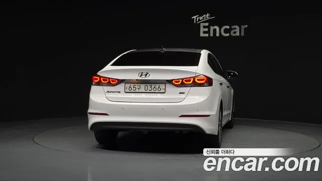 Hyundai AVANTE 2017 — фото 4