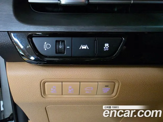 Kia Canival 2023 — фото 15
