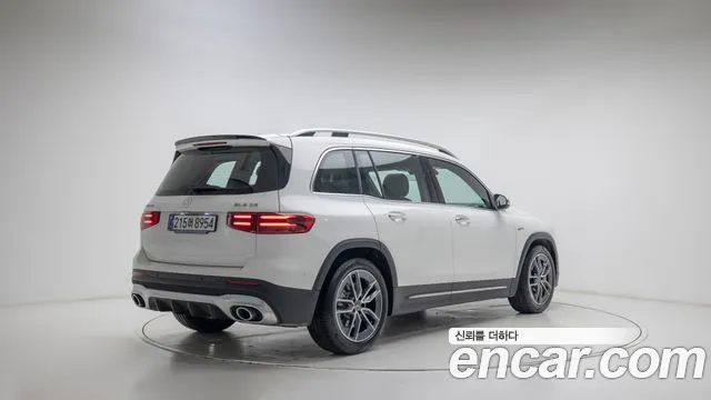 Mercedes-Benz GLB-Class 2025 — фото 2