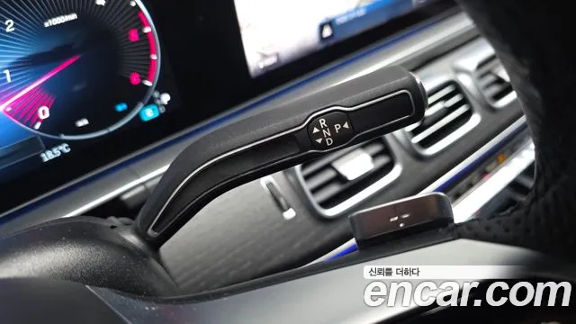 Mercedes-Benz GLE-Class 2023 — фото 8