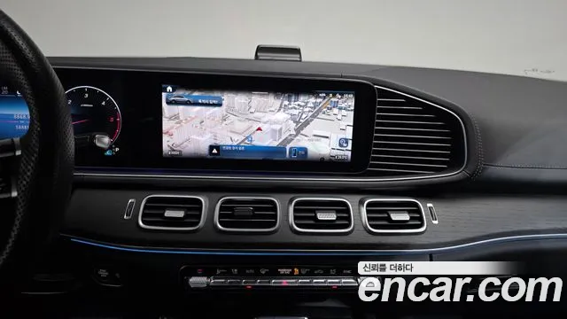 Mercedes-Benz GLE-Class 2023 — фото 13