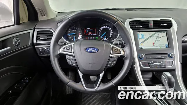Ford Mondeo 2015 — фото 13