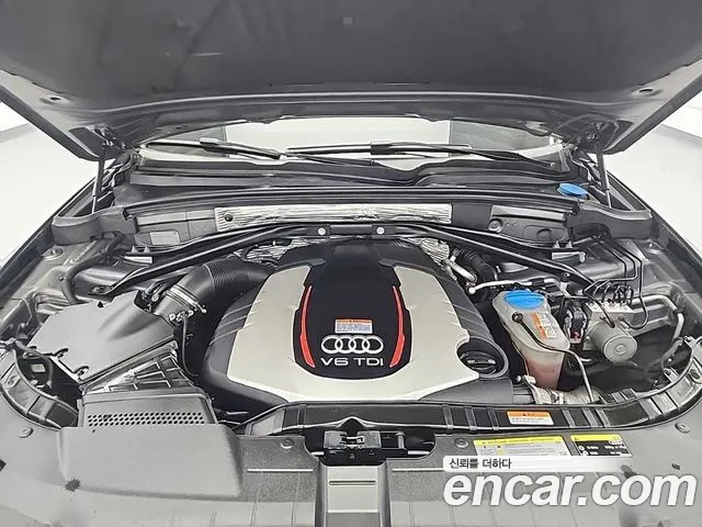 Audi SQ5 2015 — фото 5