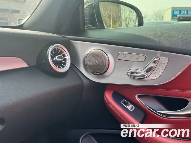 Mercedes-Benz C-Class 2018 — фото 12