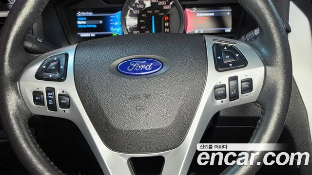 Ford Explorer 2015 — фото 15