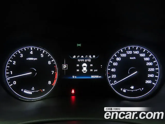 Hyundai Genesis 2016 — фото 10