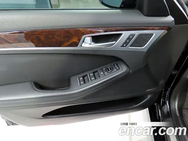 Hyundai Genesis 2016 — фото 15