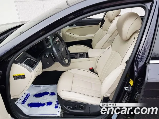 Hyundai Genesis 2014 — фото 12