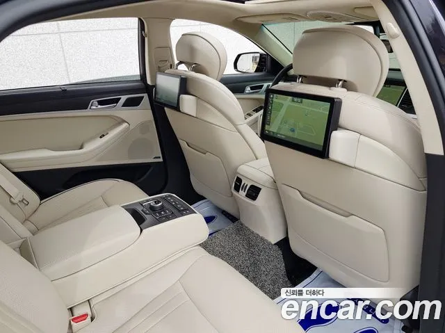 Hyundai Genesis 2014 — фото 18