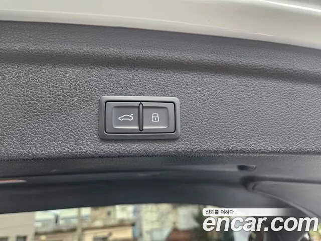 Audi Q3 2023 — фото 16