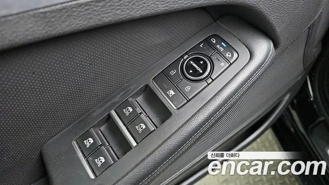 Hyundai Genesis 2014 — фото 13