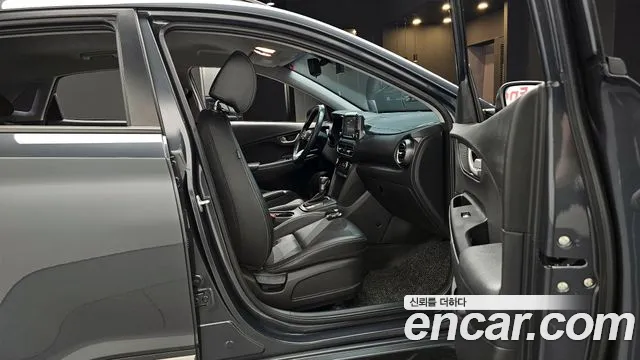 Hyundai Kona 2018 — фото 11