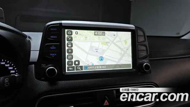 Hyundai Kona 2018 — фото 14