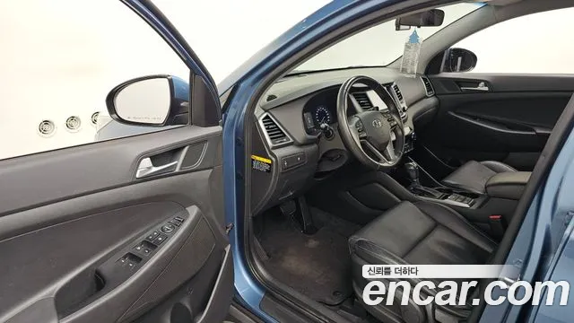 Hyundai Tucson 2017 — фото 10