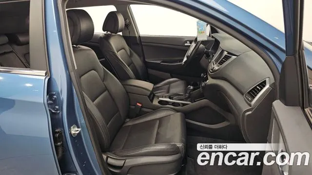 Hyundai Tucson 2017 — фото 11