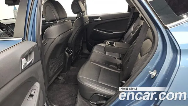 Hyundai Tucson 2017 — фото 12