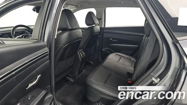 Hyundai Tucson 2023 — фото 12