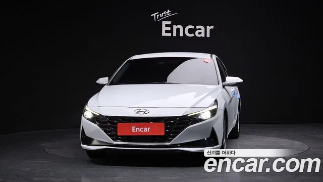 Hyundai AVANTE 2022 — фото 3