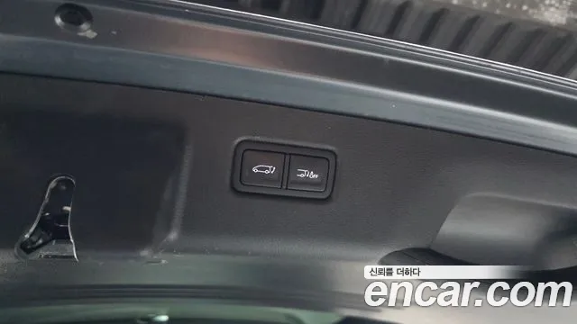Hyundai Staria 2023 — фото 20