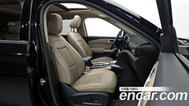 Ford Explorer 2022 — фото 10