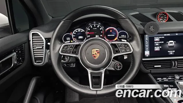Porsche Cayenne 2019 — фото 13