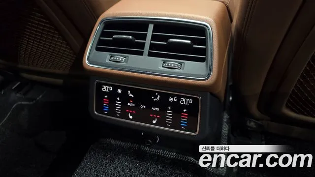 Audi A6 2020 — фото 19
