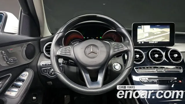 Mercedes-Benz C-Class 2016 — фото 13