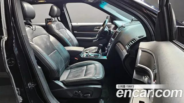 Ford Explorer 2016 — фото 10