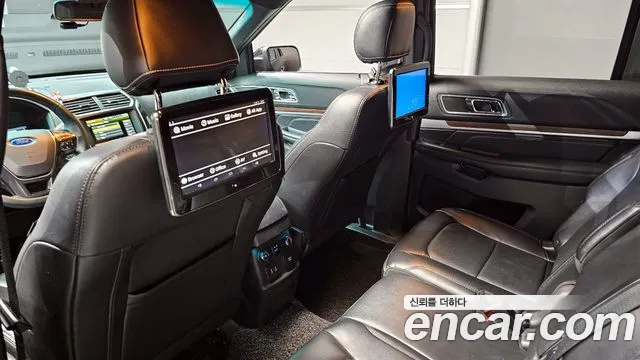Ford Explorer 2016 — фото 18
