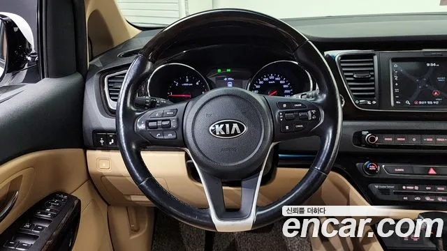 Kia Canival 2019 — фото 13