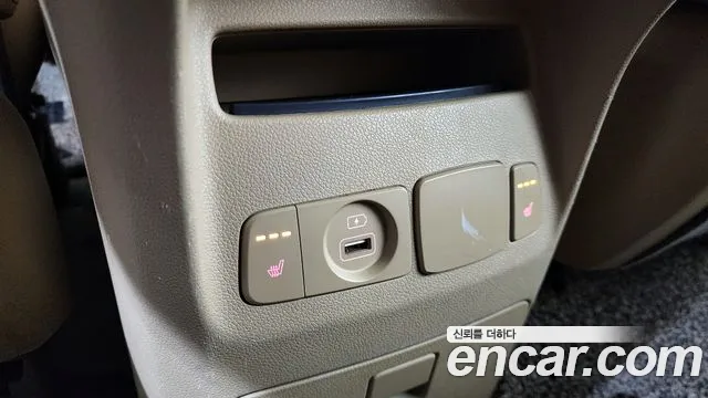 Kia Canival 2019 — фото 19