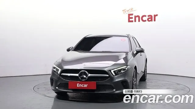 Mercedes-Benz A-Class 2022 — фото 3