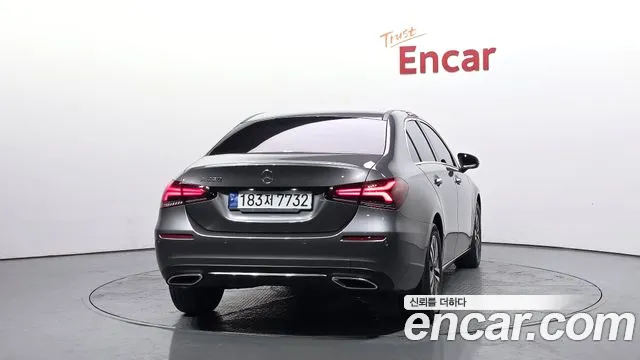 Mercedes-Benz A-Class 2022 — фото 4