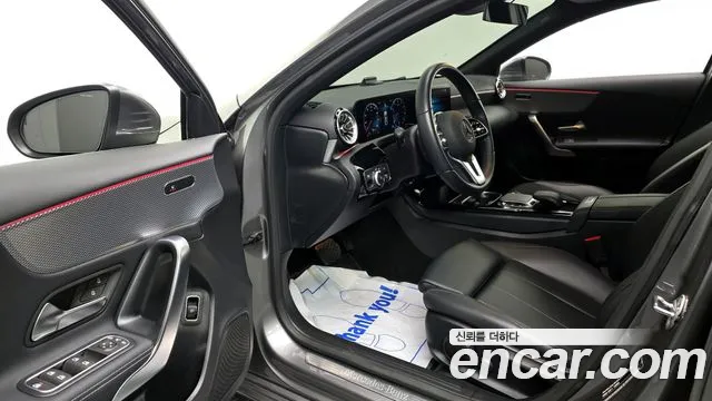 Mercedes-Benz A-Class 2022 — фото 10