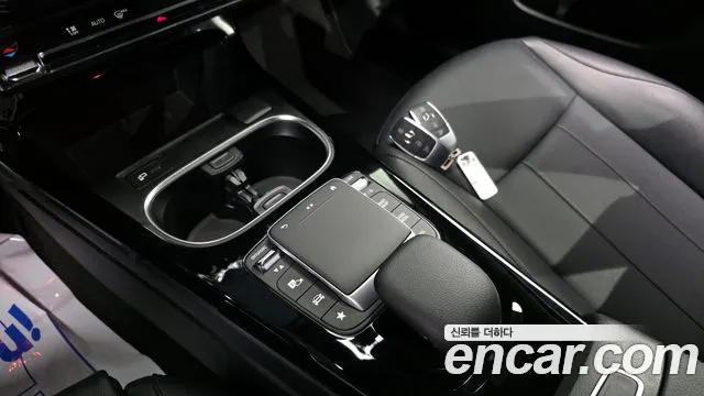 Mercedes-Benz A-Class 2022 — фото 19