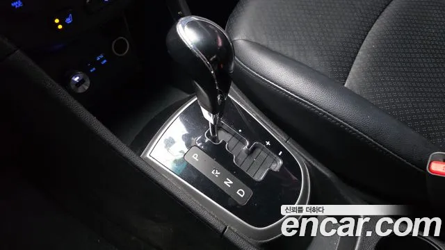 Hyundai Accent 2015 — фото 9