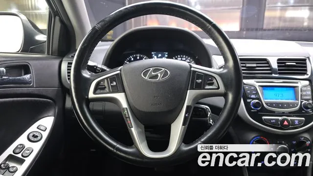Hyundai Accent 2015 — фото 13