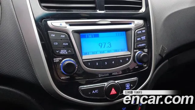 Hyundai Accent 2015 — фото 14